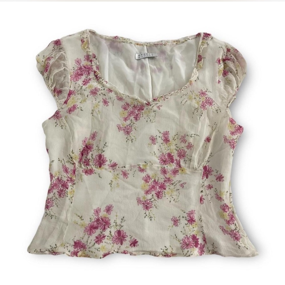 Précis petite 100% silk floral ruffle top